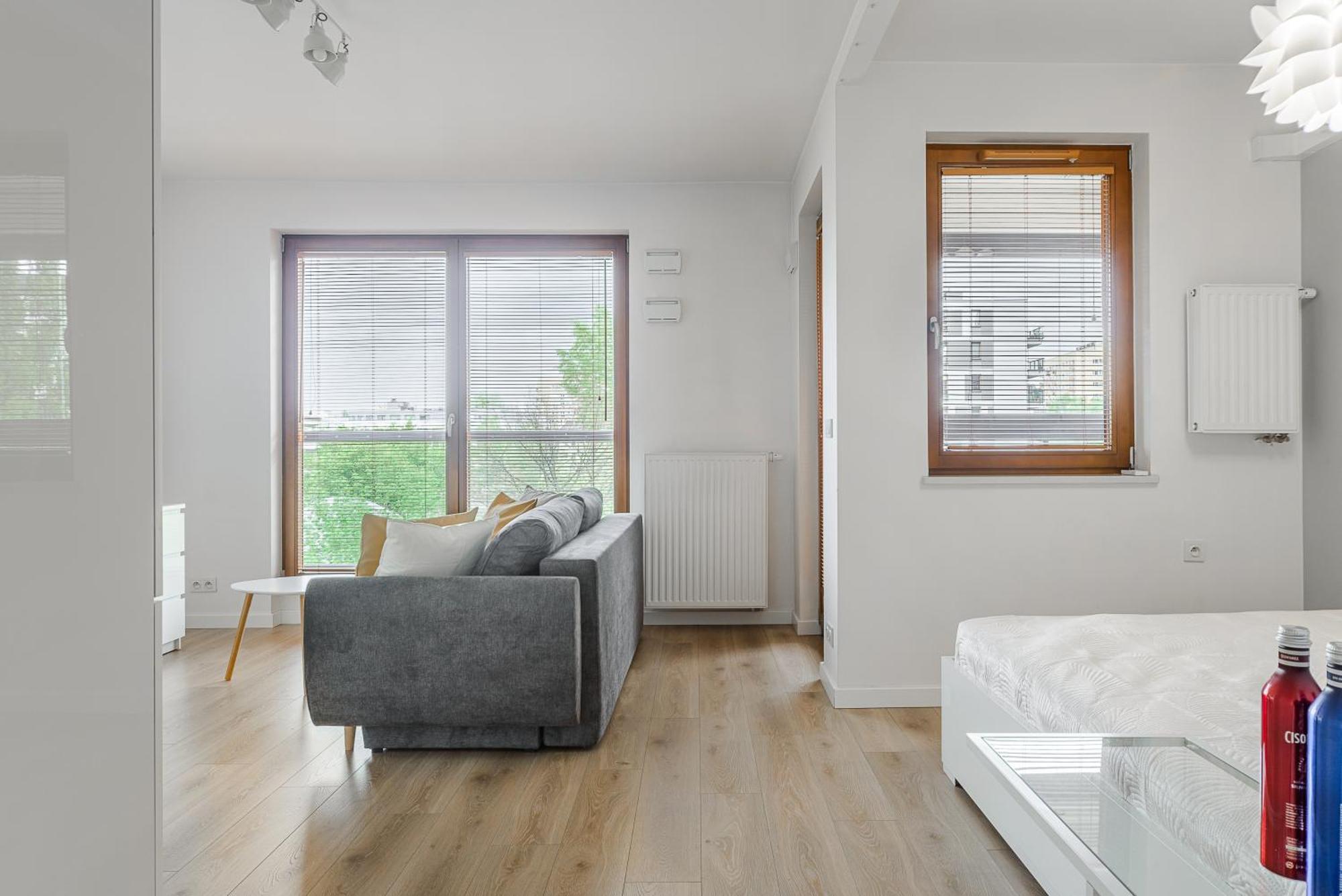 Cozy Family Apartments With Balcony Near Zlote Tarasy Βαρσοβία Εξωτερικό φωτογραφία
