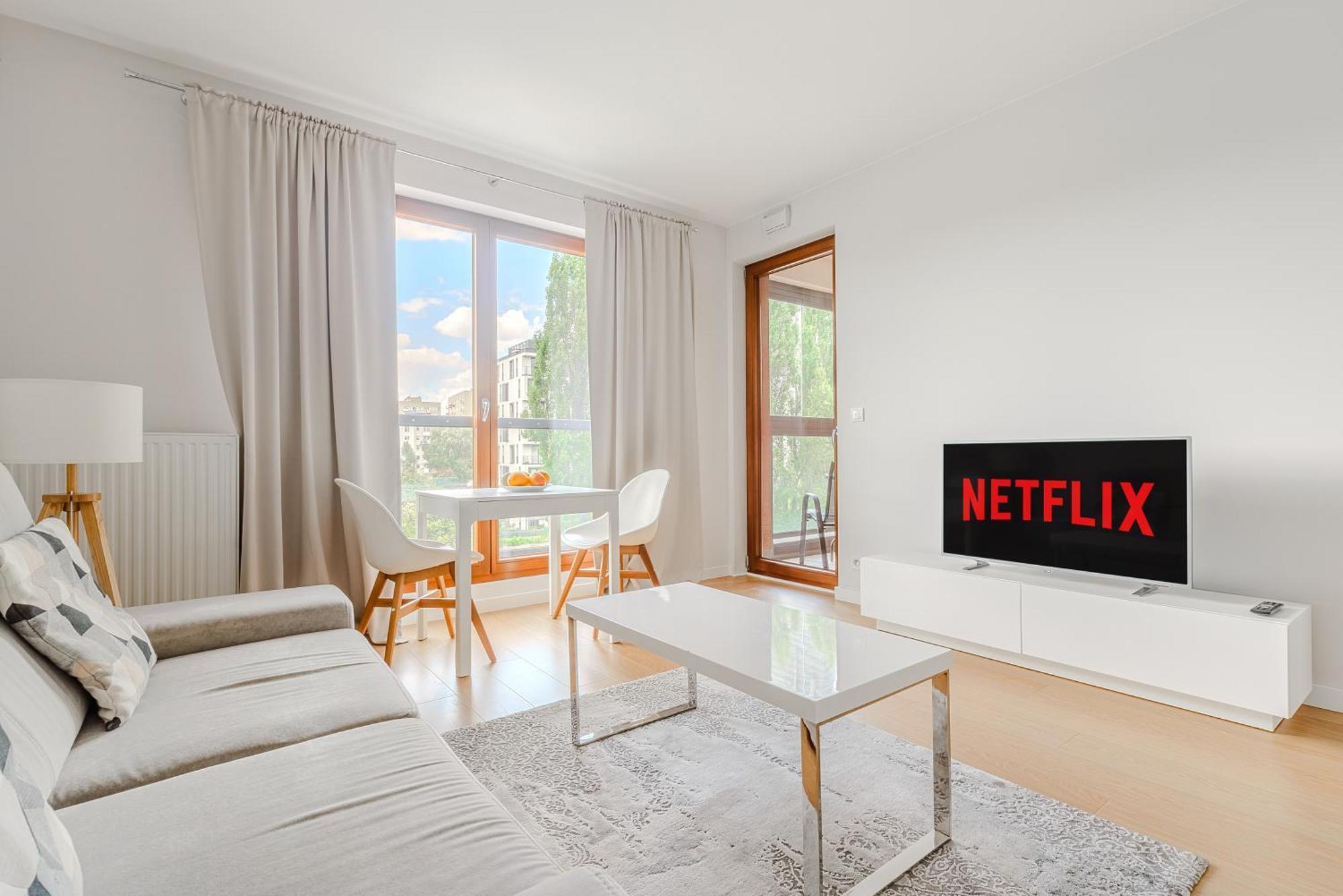 Cozy Family Apartments With Balcony Near Zlote Tarasy Βαρσοβία Εξωτερικό φωτογραφία