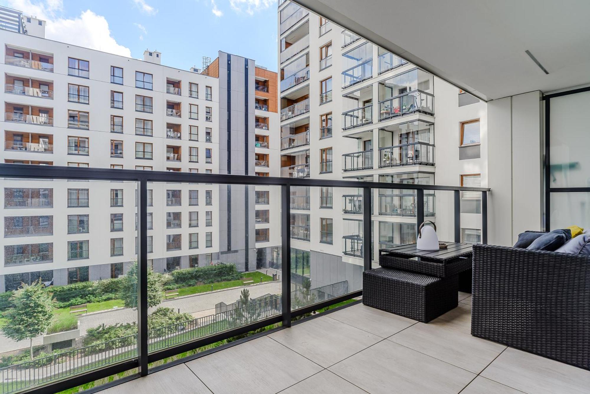 Cozy Family Apartments With Balcony Near Zlote Tarasy Βαρσοβία Εξωτερικό φωτογραφία