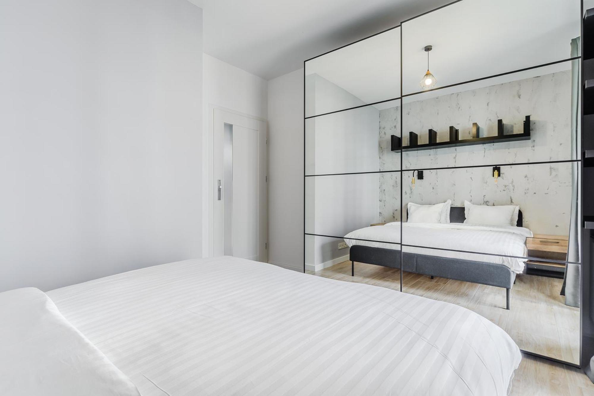 Cozy Family Apartments With Balcony Near Zlote Tarasy Βαρσοβία Εξωτερικό φωτογραφία