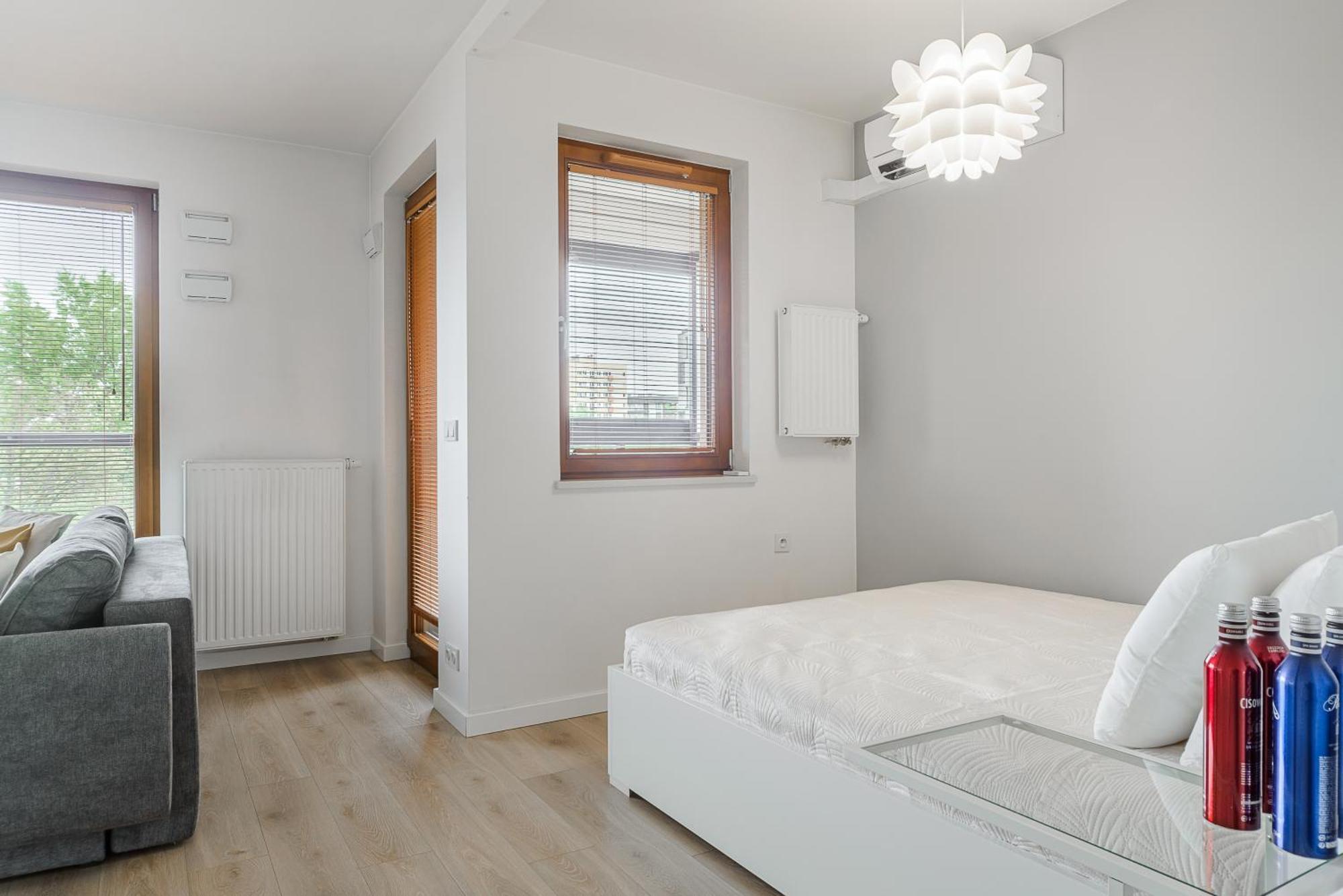Cozy Family Apartments With Balcony Near Zlote Tarasy Βαρσοβία Εξωτερικό φωτογραφία