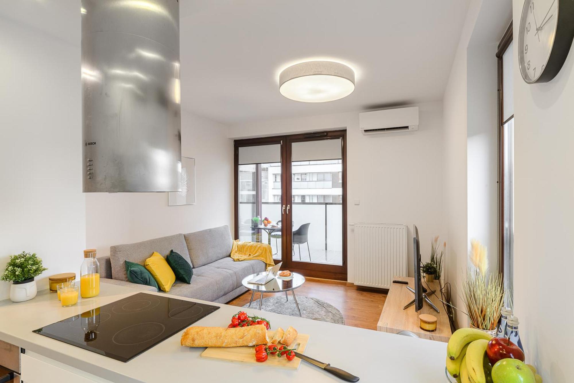 Cozy Family Apartments With Balcony Near Zlote Tarasy Βαρσοβία Εξωτερικό φωτογραφία